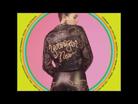 Miley Cyrus - Younger Now