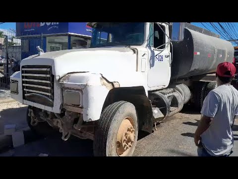 Camión embiste delivery de 15 años en San Francisco de Macorís