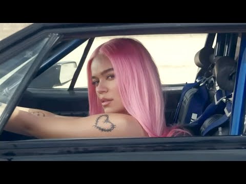 Karol G ft. Young Miko "Dispo" (Video Musical)