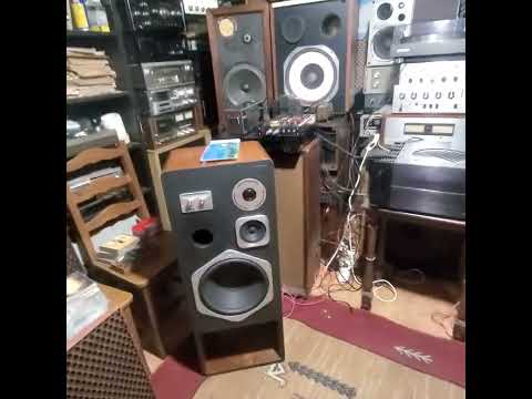 RESTAURACION A FULL BAFLES MARANTZ 920 TOP REALIZADO POR PABLO GOMEZ CENTURION Y EL GURU