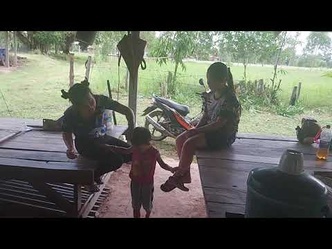 ผุสาวครู-บอกว่าชอบผุบ่าวมีหนวด ผุสาวครู-บอกว่าชอบผุบ่าวมีหนวด