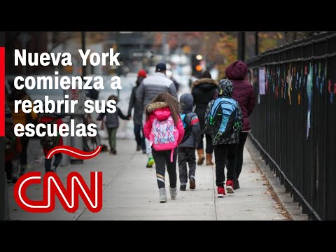 Nueva York comienza a reabrir sus escuelas, tras el cierre por aumento de caso de coronavirus