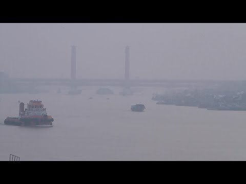 Fires on Indonesia's Sumatra island cause smoky haze, prompting calls for people to work from home