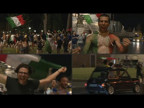 Euro-2020 : les supporters italiens célèbrent la victoire à Rome | AFP Images