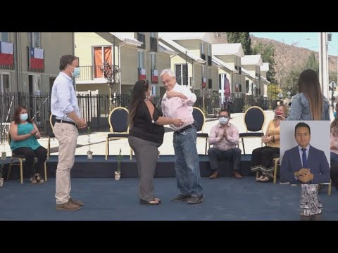Los Andes: Presidente Piñera olvidó usar mascarilla durante la ceremonia de entrega de viviendas