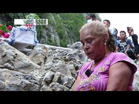 La virgen María recorre las aguas del Río Coco - Nicaragua