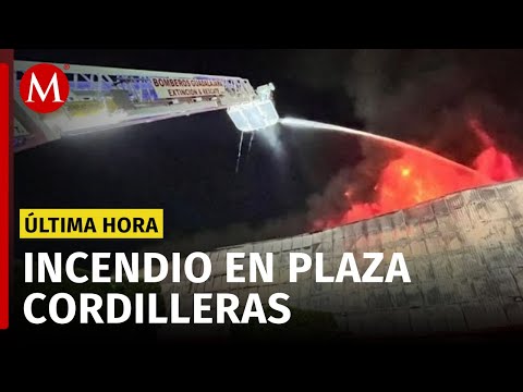 Se registra un incendio en una plaza comercial de Zapopan