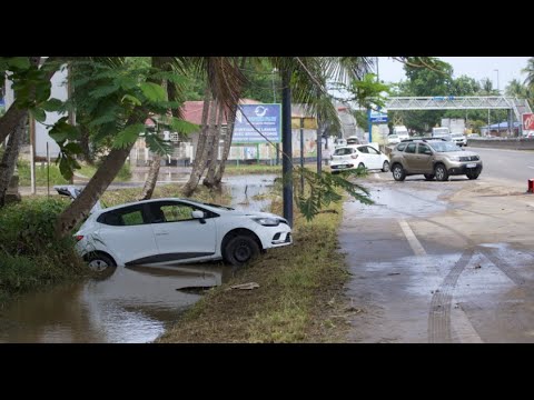 En Guadeloupe, de nombreux dégâts causés par les inondations et les éboulements
