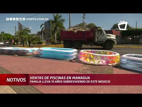El comerciante que lleva 15 años vendiendo piscinas en las vías de Managua