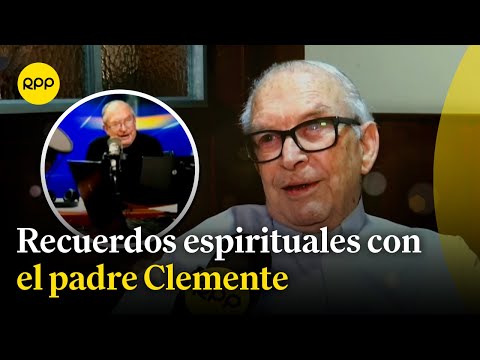 Úrsula Delgado conversa con el padre Clemente Sobrado