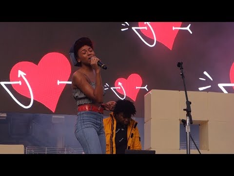 Ravyn Lenae - Computer Luv – Live at Stanford, Frost Music Festival 2018