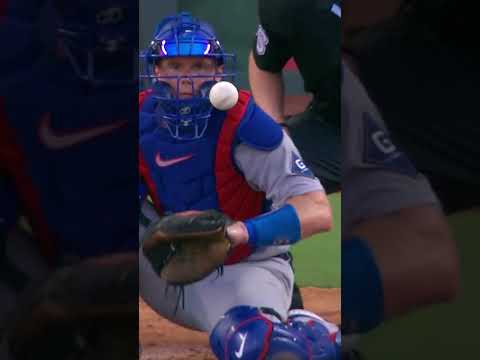 Bobby Witt Jr. puts the Royals ahead with a 2-run homer!