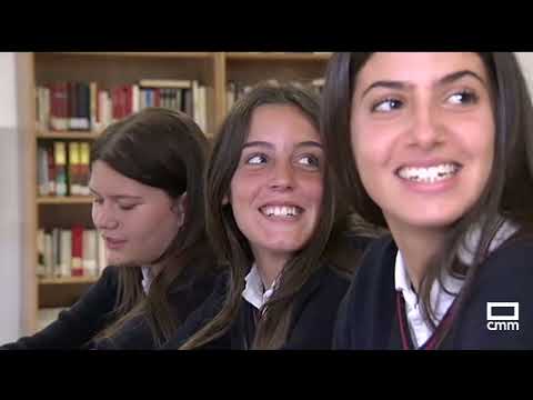 Alumnos del colegio Mayol de Toledo reciben un premio en la Embajada Japonesa