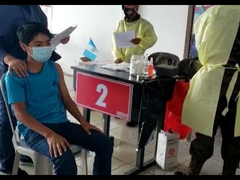 Mujeres embarazadas y menores de edad con discapacidad están siendo vacunados  en Chimaltenango