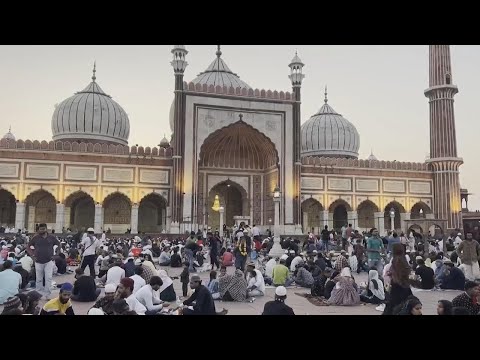 Muslims in India react to controversial citizenship law as they break fast on first day of Ramadan