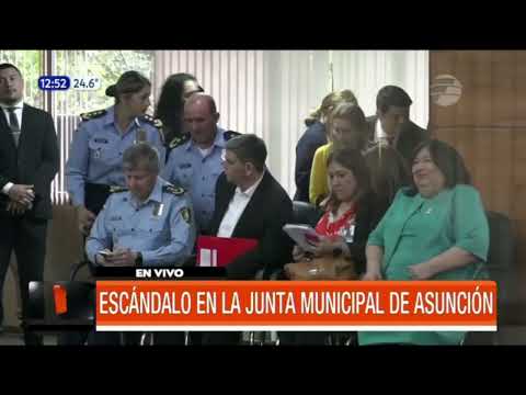 Escándalo en la Junta Municipal de Asunción
