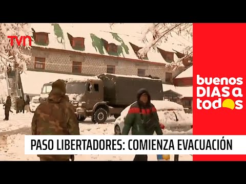 Paso Libertadores: Comienza la evacuación y rescate de personas atrapadas por la nieve | BDAT
