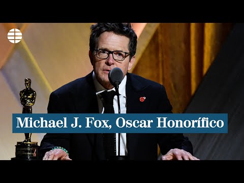 El actor Michael J. Fox recibe un Oscar honorífico por su lucha contra el párkinson