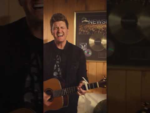 Daily reminder that God LOVES you! 🤍🔥🌌🙏🏼 #encouragement #love #godsnotdead #music