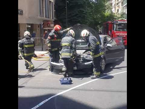 Siniestro vial en esquina de Rodríguez Peña y avenida Manuel Quintana