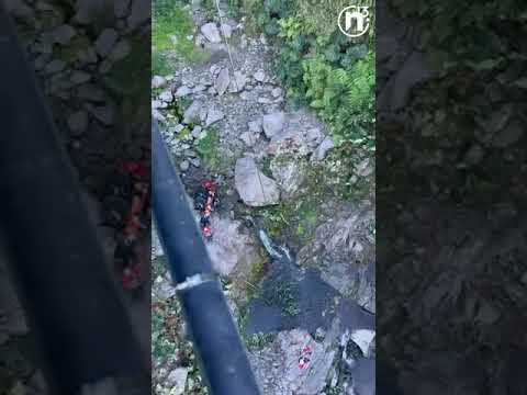 Rescate vertical de turista Española en Volcán Turrialba 25-3-2024