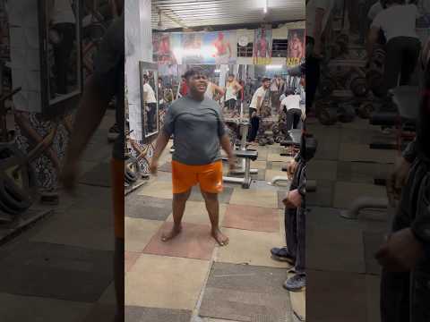 उस मोड़ से भी हम गुजरे हैं जिस मोड़ पे सब रुकजाता हैं 😳 #isratfitness #mukesh #youtubeshorts