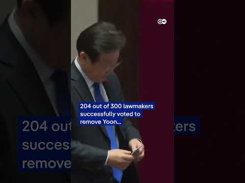 South Koreans cheer after President Yoon Suk Yeol is impeached | DW News