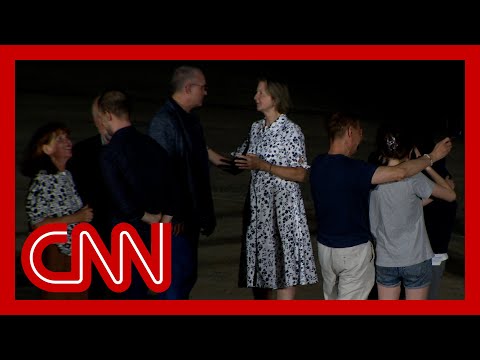 See the moment freed Americans reunite with loved ones