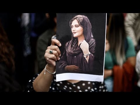 Irán | Despliegue de fuerzas de seguridad en el primer aniversario de la muerte de Masha Amini