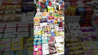 【②】 #リンツ の #チョコレート 、生産国で味が違う！？スイス製は日本にもうココだけしか買えない！（らしい）激レア販売スポットですわ～！