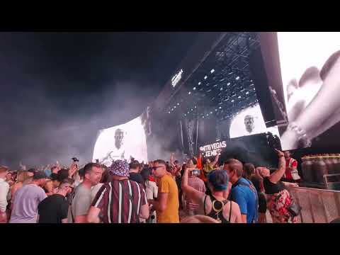 Dimitri vegas and like Mike, sweet caroline, 26/8/2022