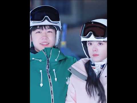 當遇到曾經的愛人，視線還是會不由自主追隨 #love #viral #viral #foryou #张凌赫 #赵今麦 #zhanglinghe #zhaojinmai #drama #爱情