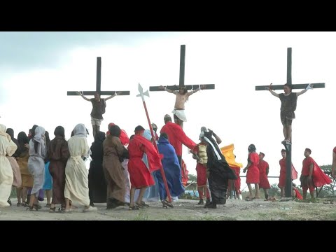 Philippines: crucifixions et auto-flagellation pour le Vendredi saint | AFP