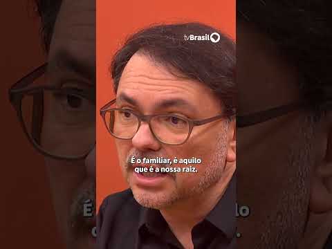 Psicólogo Rossandro Klinjey reflete sobre a saúde mental das novas gerações