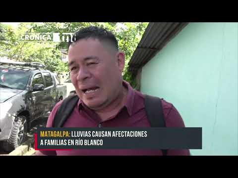 Conductor y ayudante se salvan de ser arrastrado por un Río en Waslala - Nicaragua
