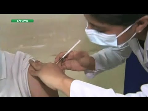 Vacunación contra el covid-19 en el Centro de Salud N°3