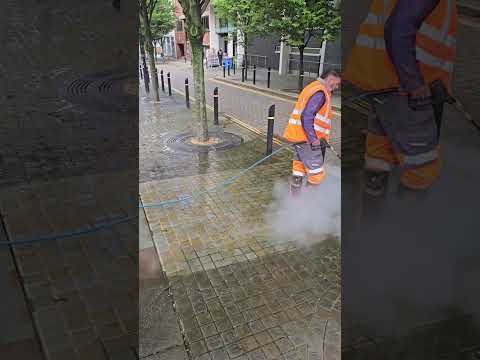 Pressure Jet Washing - Paving Cleaning Manchester