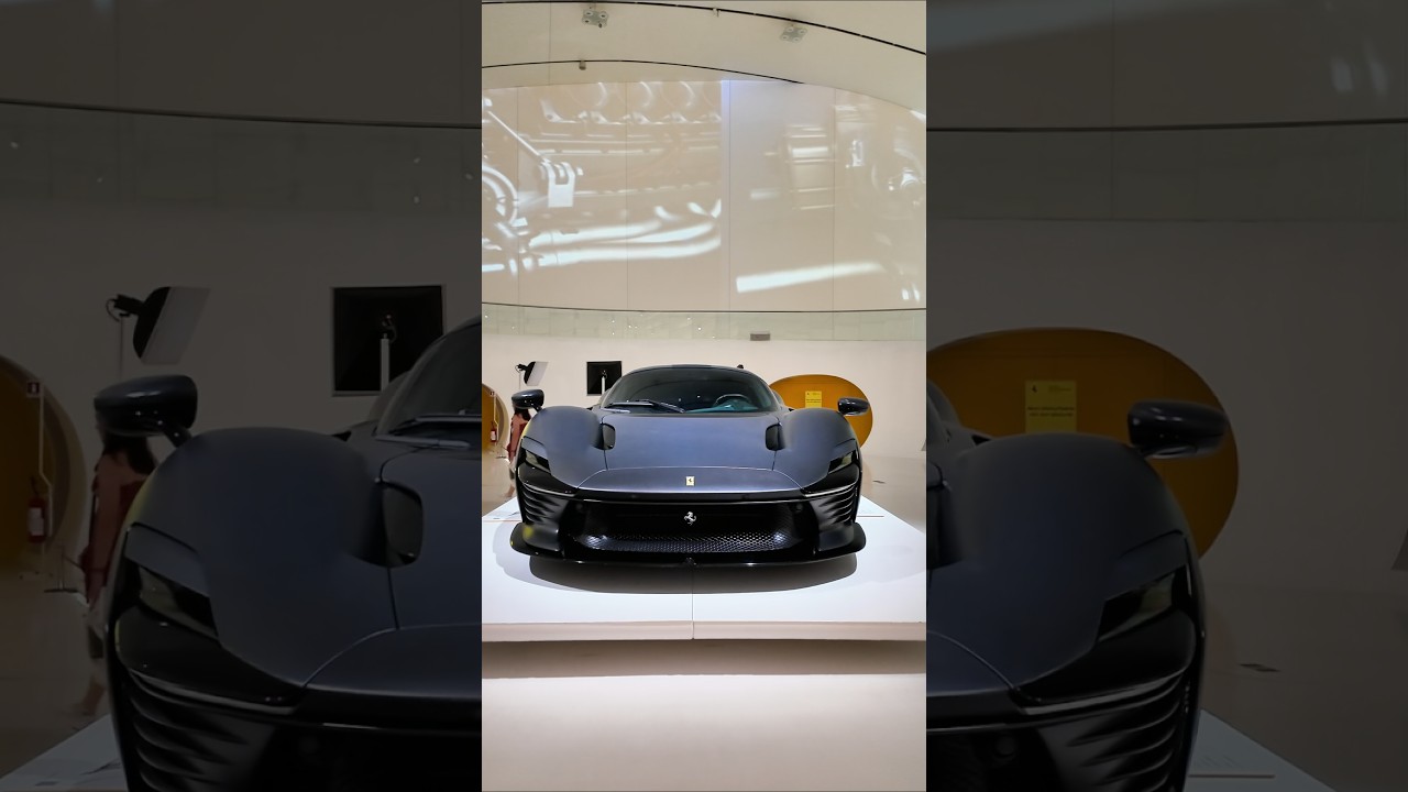 Esta nave espacial es el Ferrari Daytona SP3 y es UNA BRUTALIDAD #ferrari #ferraridaytonasp3 #coches