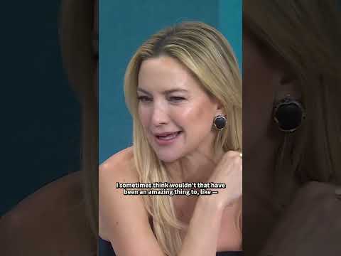 Kate Hudson on Real Life "Song Sung Blue" Claire