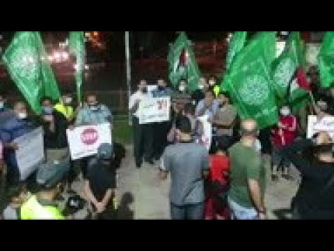 Hamas protests against French President Emmanuel Macron