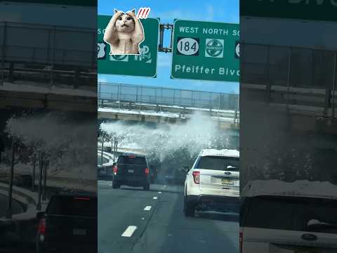 It’s so stupid. 💣🧊 Goodweatherchris #truckdriver #lkw #camion #bigrig #hgv #lorry #crash #fail