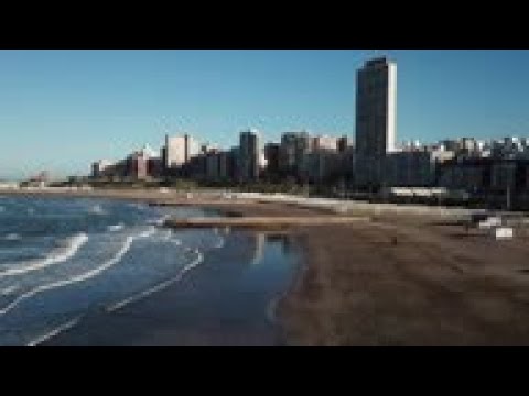Virus hits beach resort, as pandemic surges in Argentina
