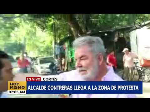 Alcalde Contreras llega a la zona de protesta en los bordos de El Pedregal