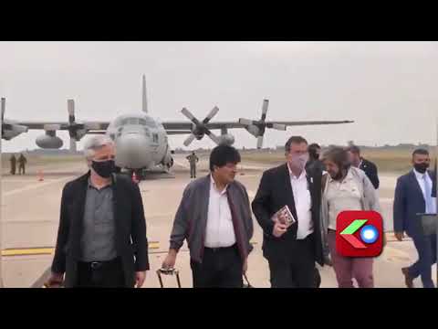 Evo Morales aterriza en el aeropuerto Horacio Guzmán de la ciudad de San Salvador de Jujuy en su pri
