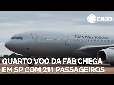 Quarto voo da FAB chega a São Paulo com 211 passageiros