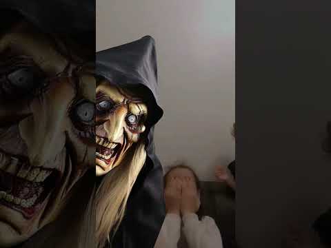 مابغاتش تنعسhelp miوحش تخويف الاطفال من اجل النومA monster to scare children into sleep