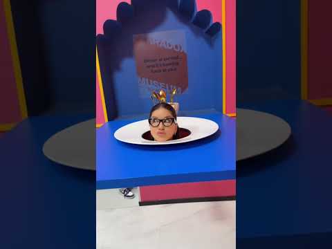 Sunny Leone Just Chilling 😎 | Fun Behind the Scenes Moments | Exclusive BTS