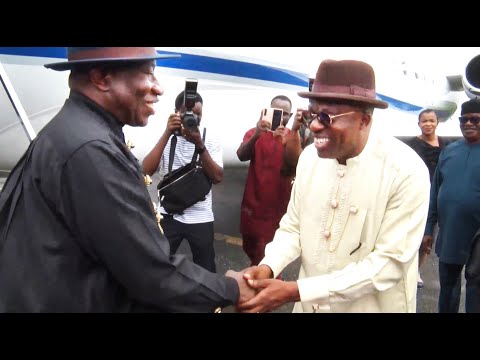 Former President Goodluck Jonathan Lands In Port Harcourt To Honour Fubara’s Invitation