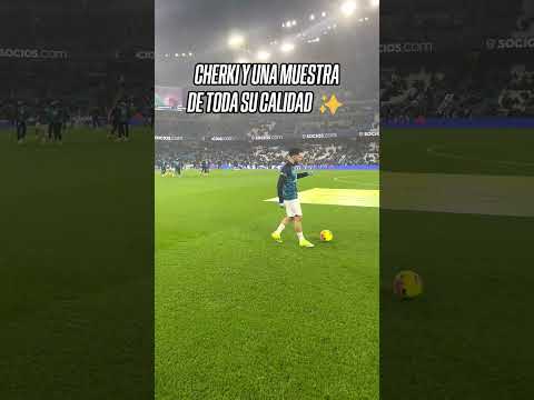 ¡LA PUSO A DORMIR! UN POCO DE MAGIA DE CHERKI CON LA PELOTA | #Shorts