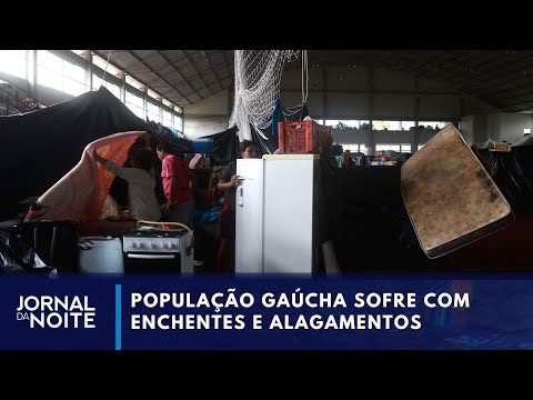 Abrigo é esvaziado por risco de alagamento em Porto Alegre